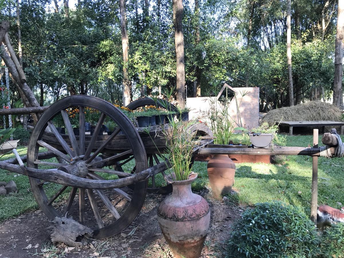 Hôtel Koh Madan Camp à Nakhon Nayok Extérieur photo